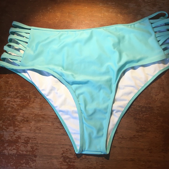 New Geometric turquoise tanking/bikini set - Picture 3 of 4